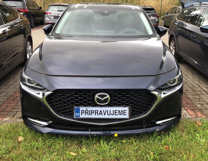 Mazda 3 1