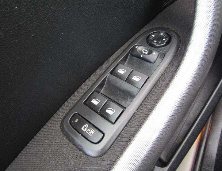 Peugeot 308 21