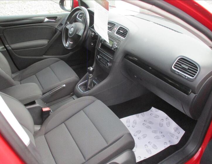 Volkswagen Golf 9
