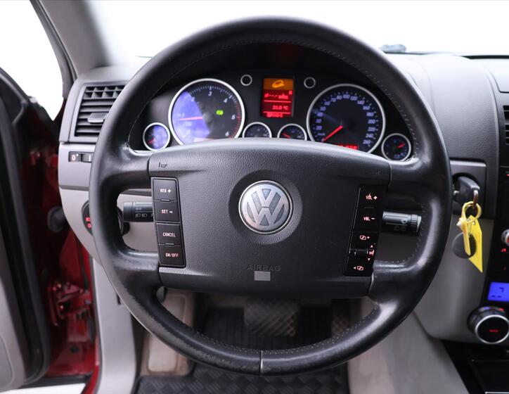 Volkswagen Touareg 18