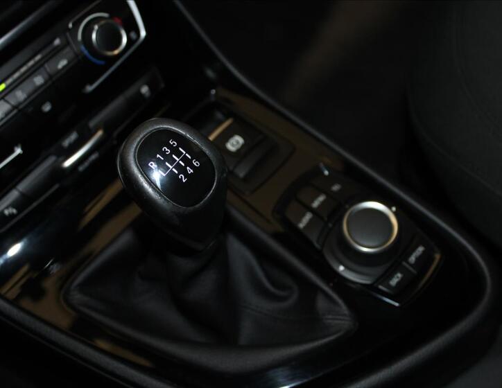 BMW Řada 2 43