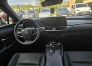 Lexus UX 300h 5