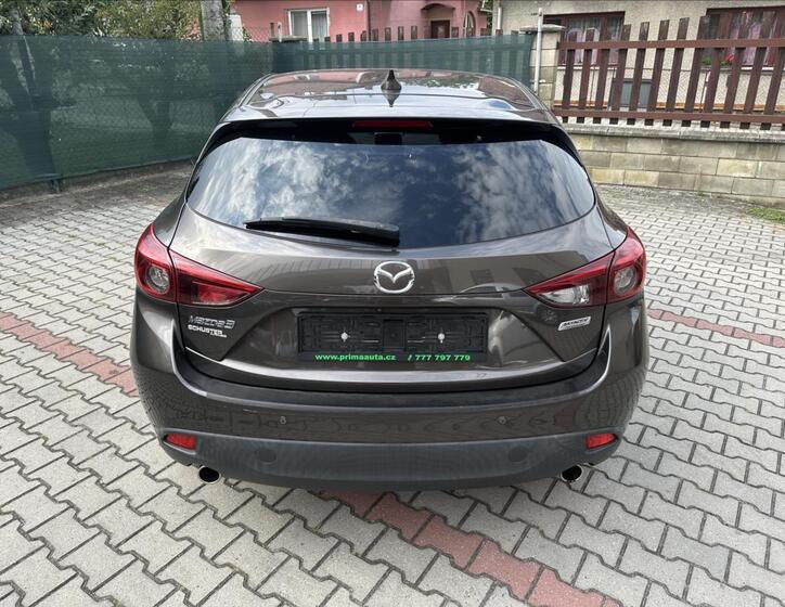 Mazda 3 6