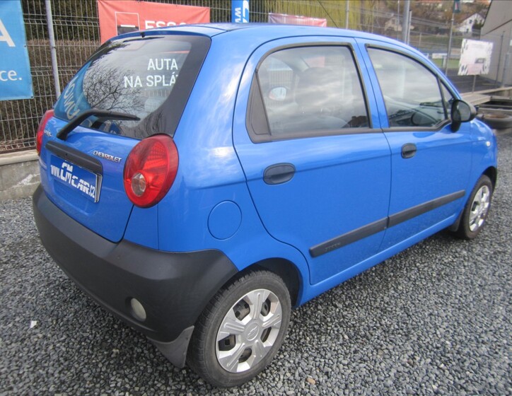Chevrolet Spark 4