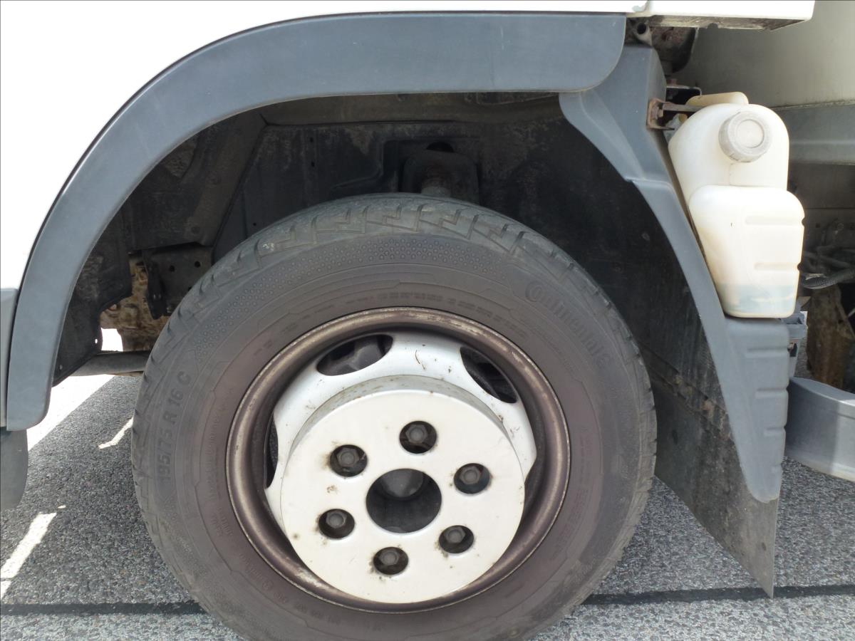 Mitsubishi Canter