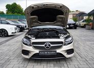 Mercedes-Benz Třídy E 9