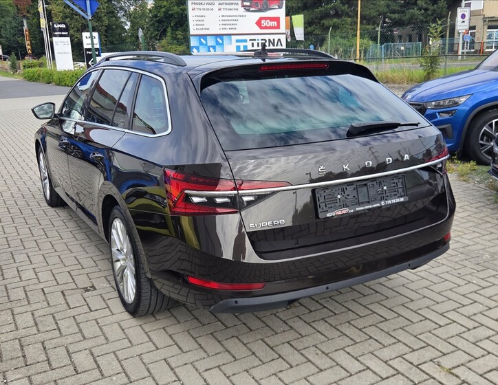 Škoda Superb 2