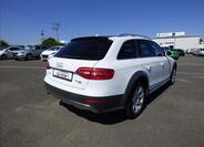 Audi A4 Allroad 3
