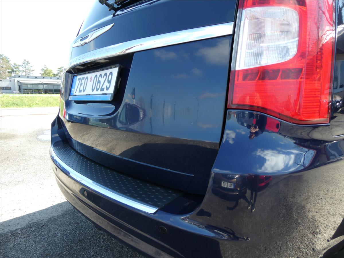 Chrysler Town & Country