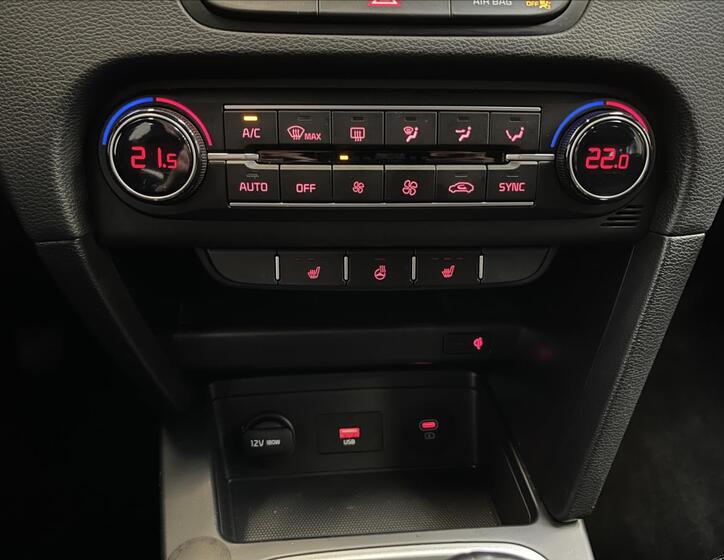 KIA Ceed 13