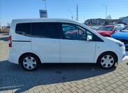 Ford Tourneo Courier 6