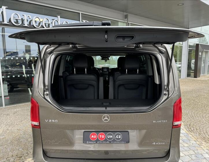 Mercedes-Benz Třídy V 25