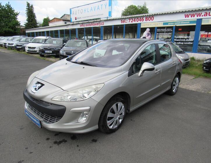 Peugeot 308 1