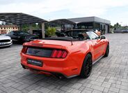 Ford Mustang 12