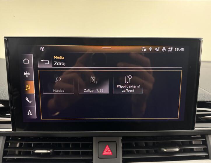 Audi A4 19