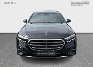 Mercedes-Benz Třídy E 8