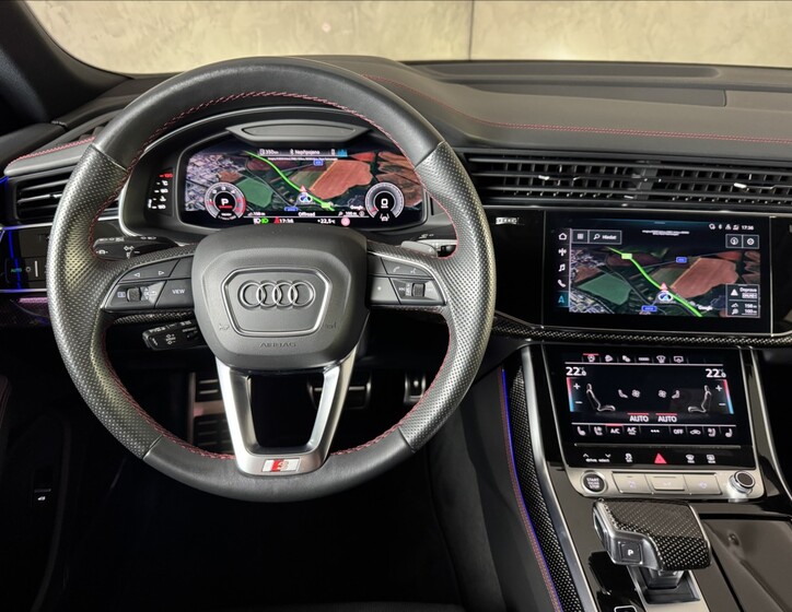 Audi Q8 49