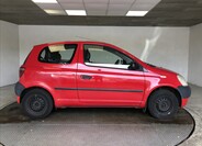 Toyota Yaris 8