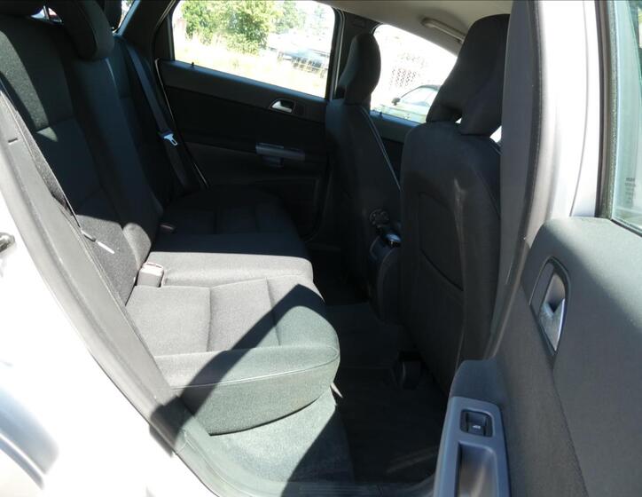 Volvo V50 23