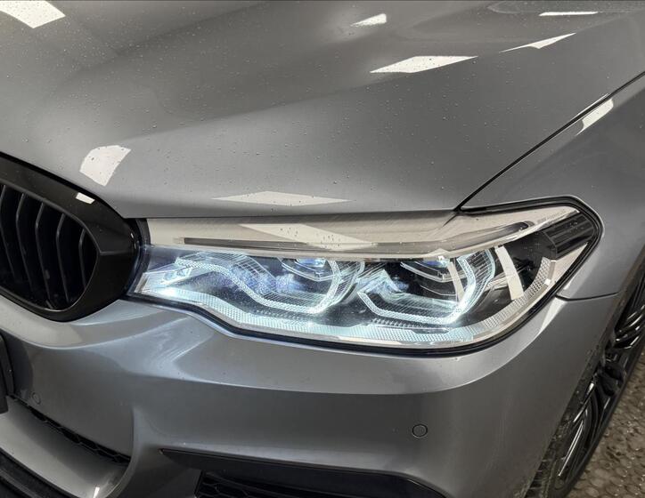 BMW Řada 5 36