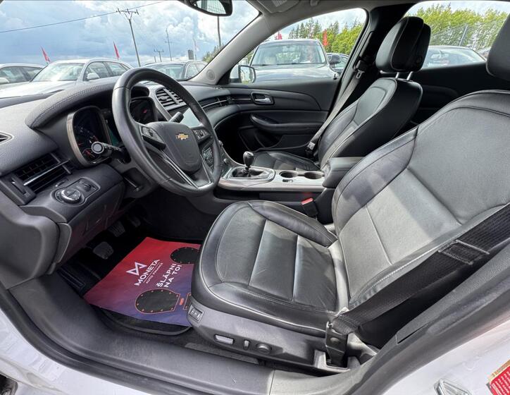 Chevrolet Malibu 12