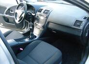 Toyota Avensis 24