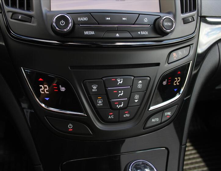 Opel Insignia 18