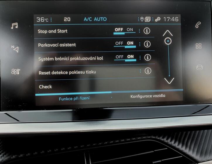 Peugeot 2008 32