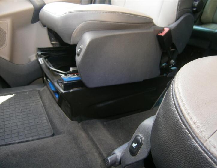 Ford Tourneo Custom 17