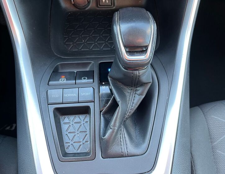 Toyota RAV4 23