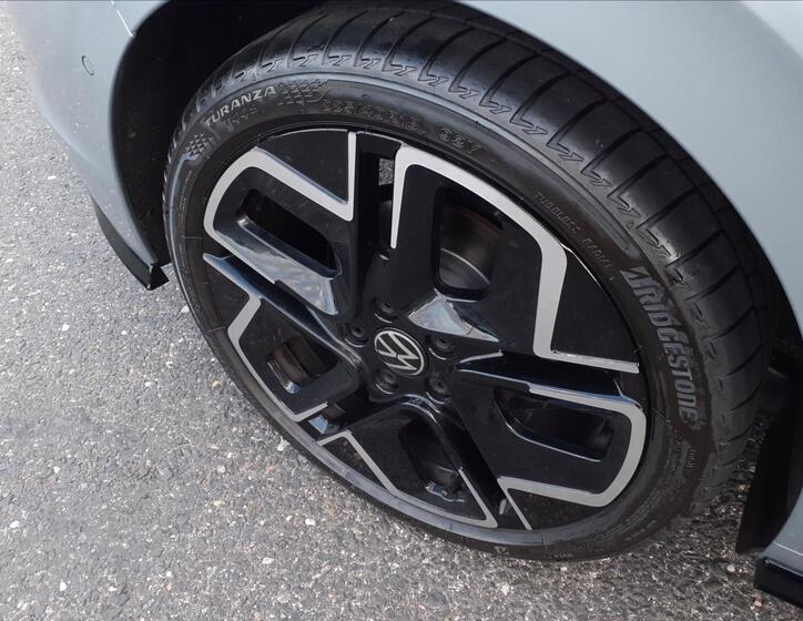 Volkswagen Golf 18