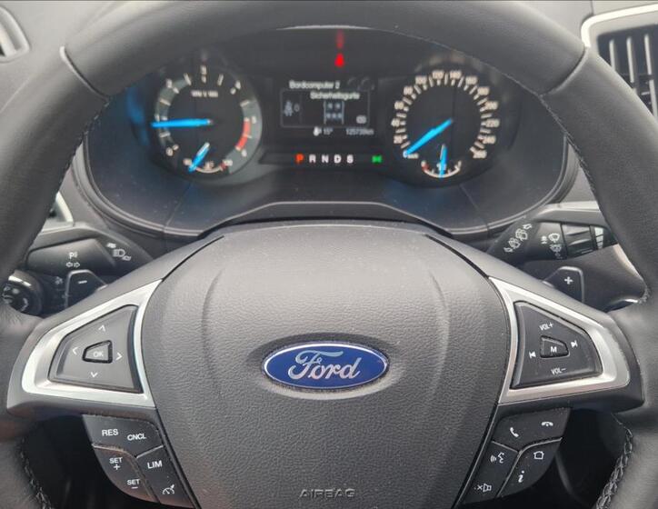 Ford S-MAX 22