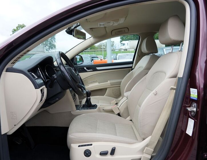 Škoda Superb 23