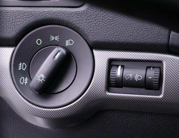 Škoda Octavia 12