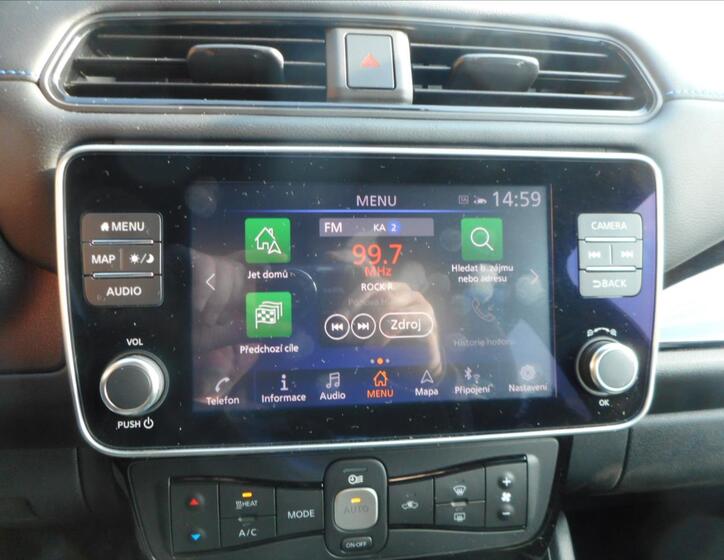 Nissan Leaf 13