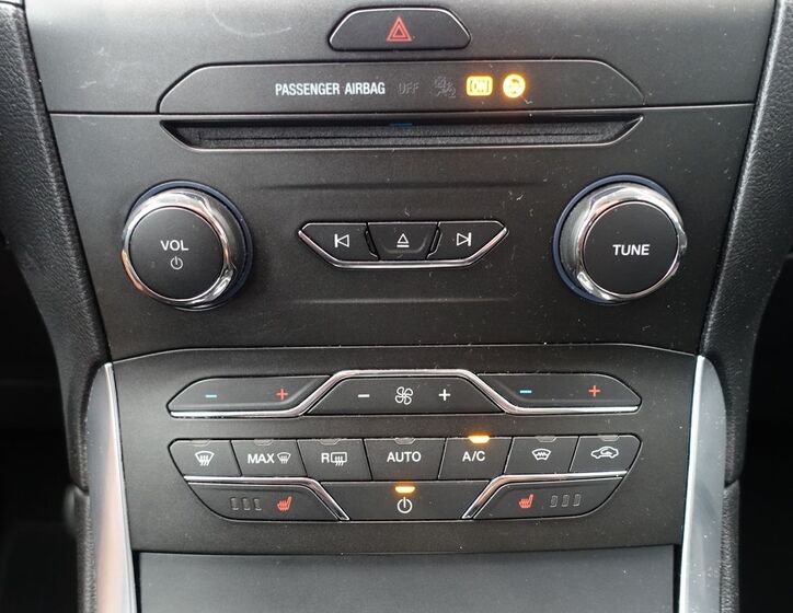 Ford S-MAX 18