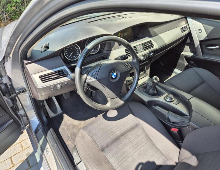 BMW Řada 5 12