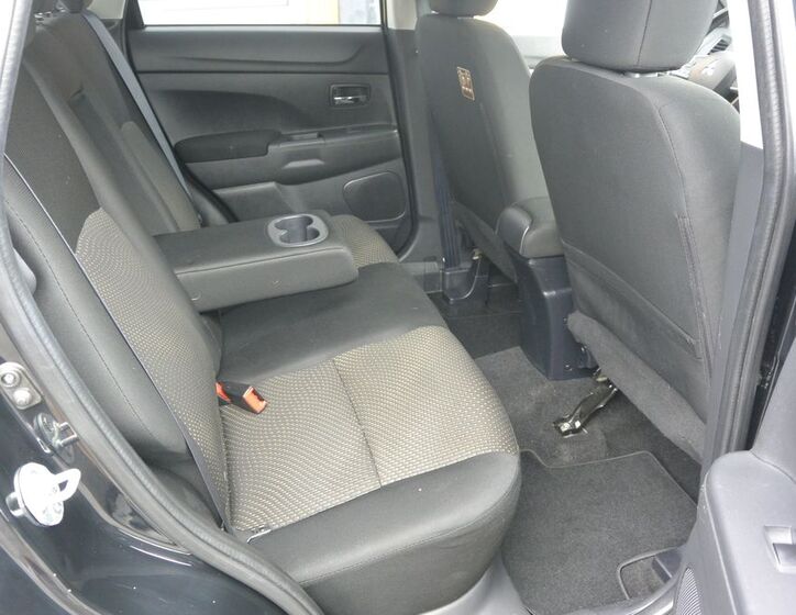 Mitsubishi ASX 28