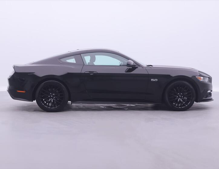 Ford Mustang 8