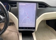 Tesla Model S 10