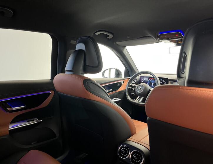 Mercedes-Benz GLC 21