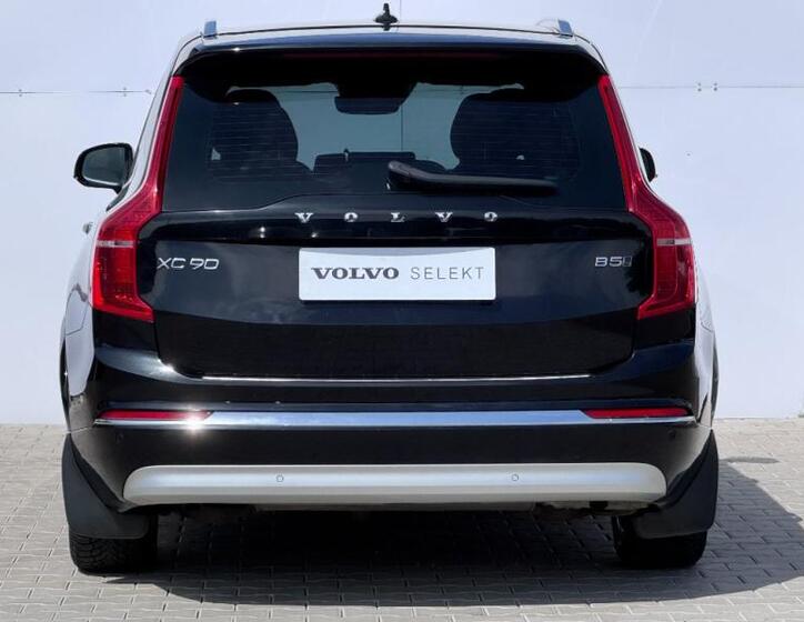 Volvo XC90 6