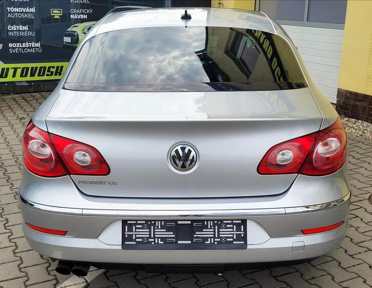 Volkswagen Passat CC 14