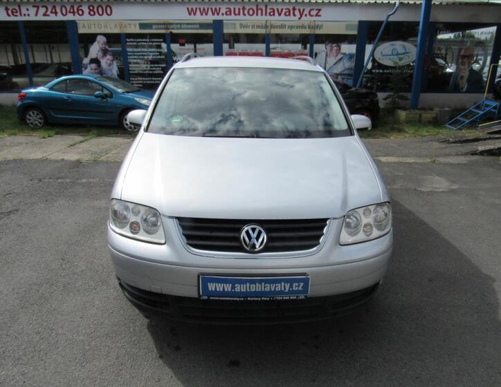 Volkswagen Touran 2
