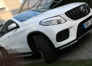 Mercedes-Benz GLE 9