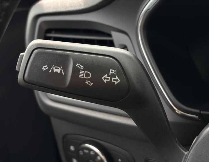 Ford Focus 24