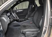 Volvo XC40 8