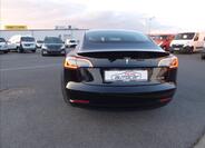 Tesla Model 3 4