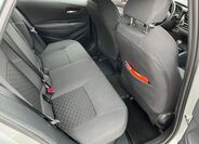 Toyota Corolla 16