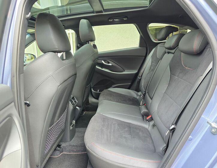 Hyundai i30 26